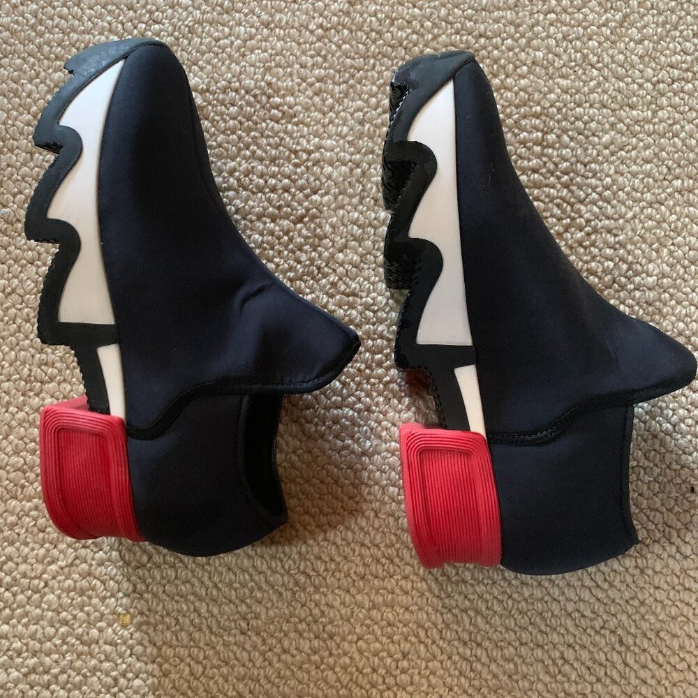 iRi NYC WES black red low top neoprene platform sneakers size 35